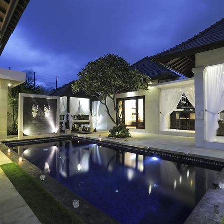 Blue Marlin Legian Villa Экстерьер фото