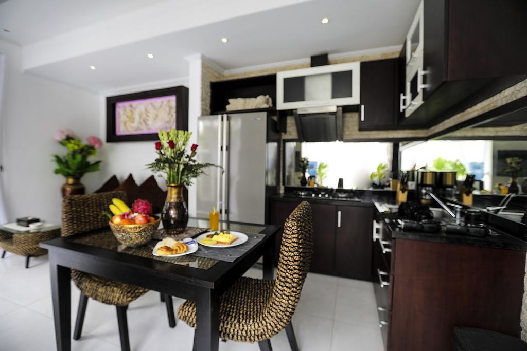 Blue Marlin Legian Villa Экстерьер фото