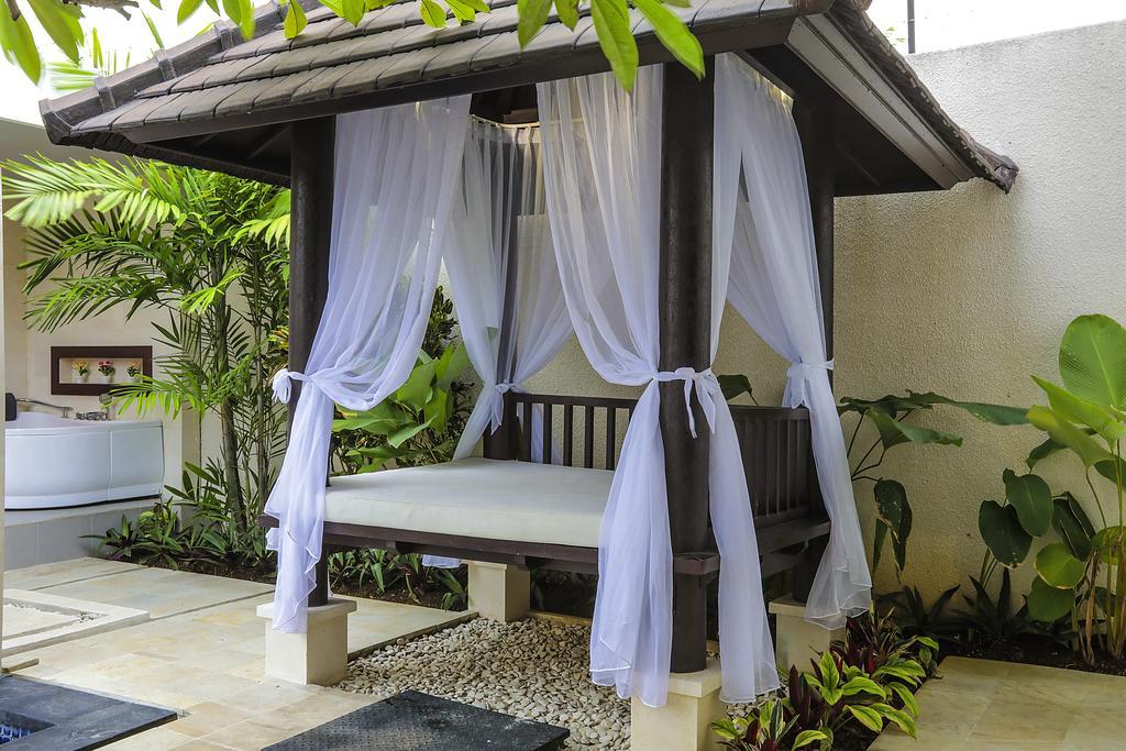 Blue Marlin Legian Villa Экстерьер фото